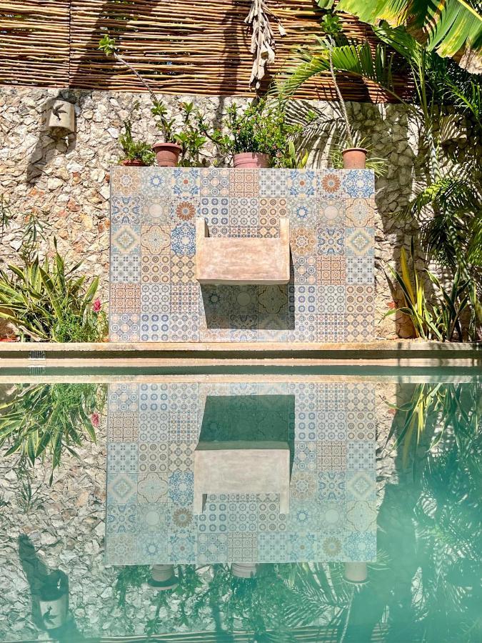 Ariche Valladolid Hotel & Hostal المظهر الخارجي الصورة