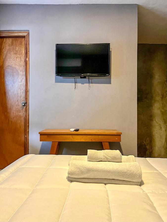 Ariche Valladolid Hotel & Hostal المظهر الخارجي الصورة