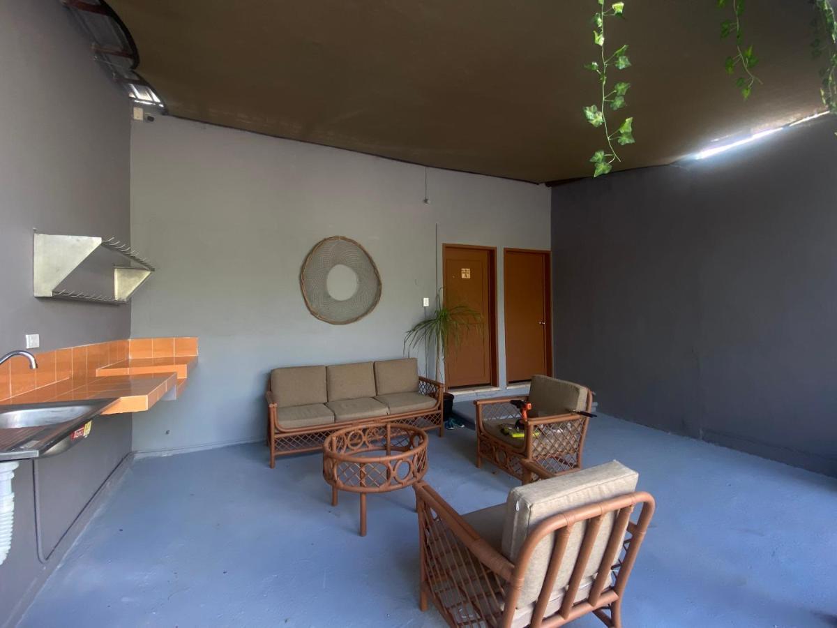 Ariche Valladolid Hotel & Hostal المظهر الخارجي الصورة